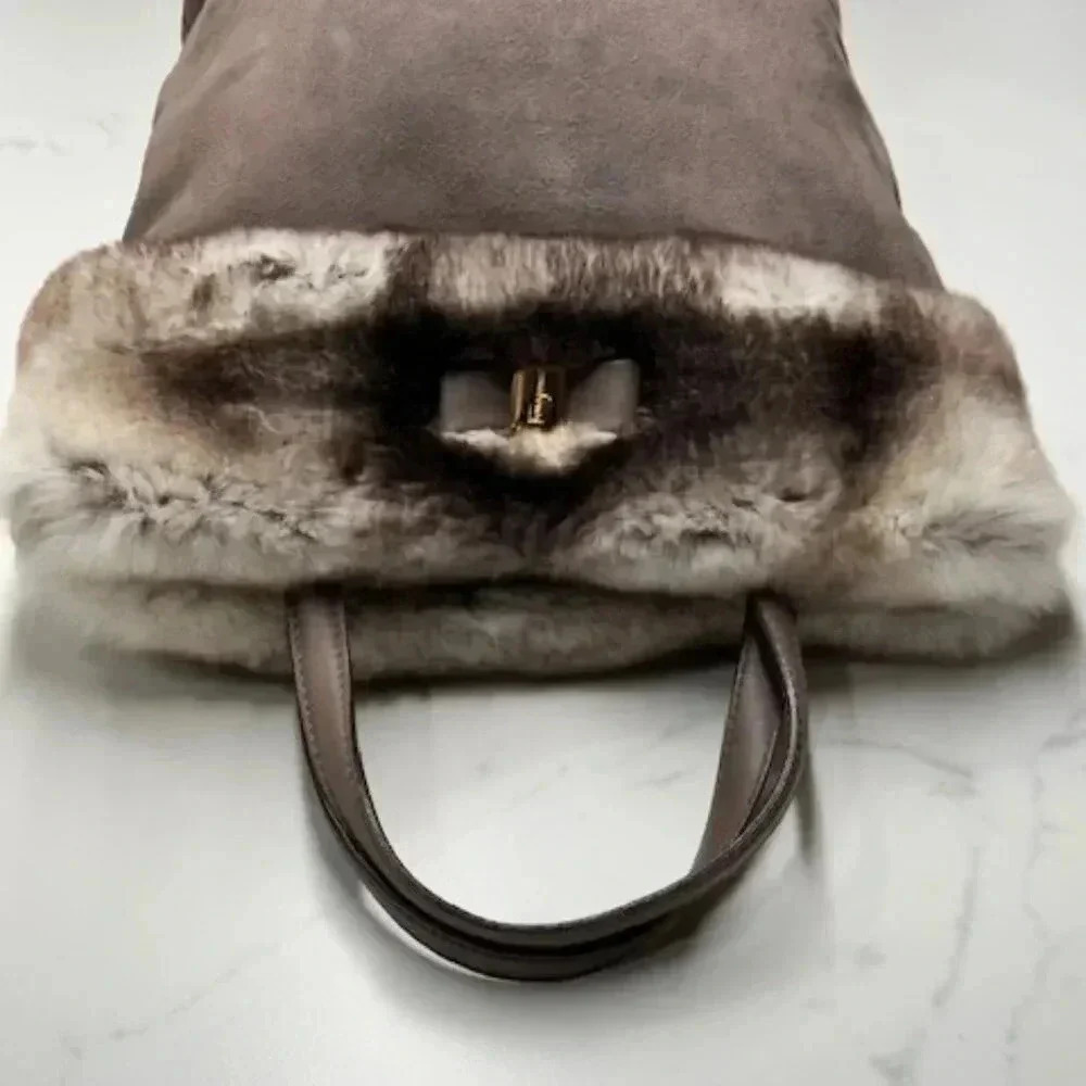 🧚🏻HOST PICK🧚🏻 Salvatore Ferragamo Suede Handbag Tote Fur Trimmed EUC - Picture 12 of 13